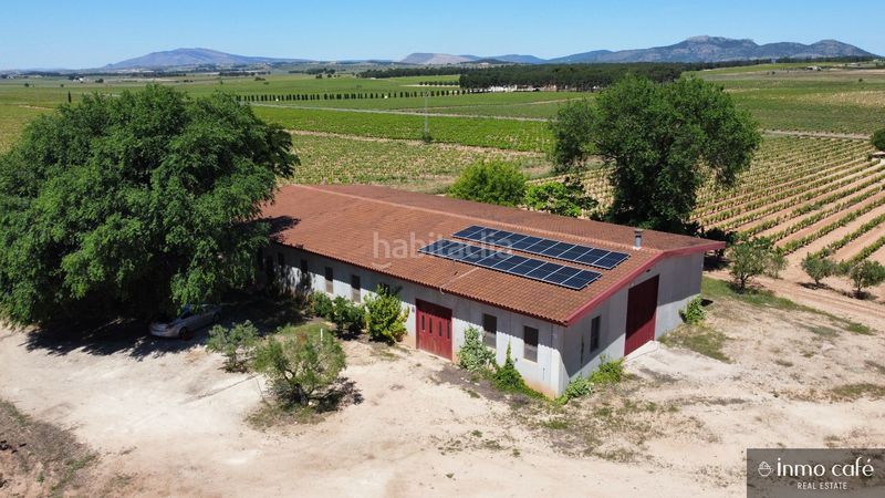 Foto b4fbd3c7-a299-4f78-bfb2-768b767c6ed0. Casa amb calefacció a Fontanars dels Alforins