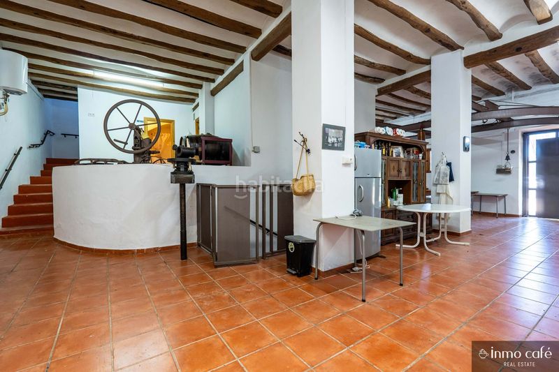Foto cf7a56db-4d3f-4171-b69d-07b443faf09d. Casa amb calefacció a Fontanars dels Alforins