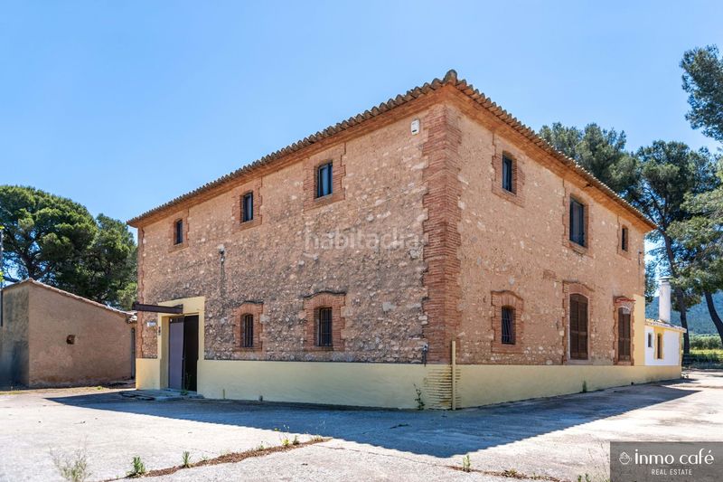 Foto f5dfcb4a-a783-4c7c-9fe3-d43d8da347c1. Casa amb calefacció a Fontanars dels Alforins