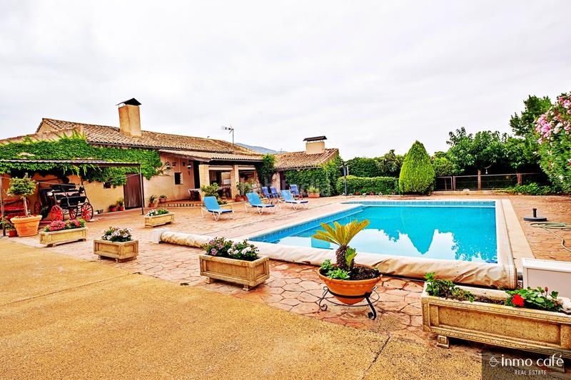 Foto 033bfa87-bd77-4311-97f4-51b28ae07d71. Casa in Biar