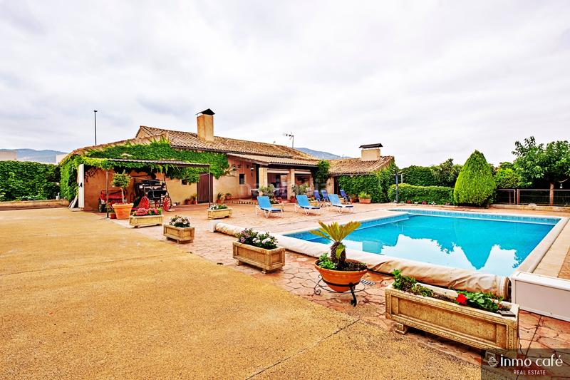 Foto fe74cb19-89da-4333-b3ad-90da90802424. Haus in Biar