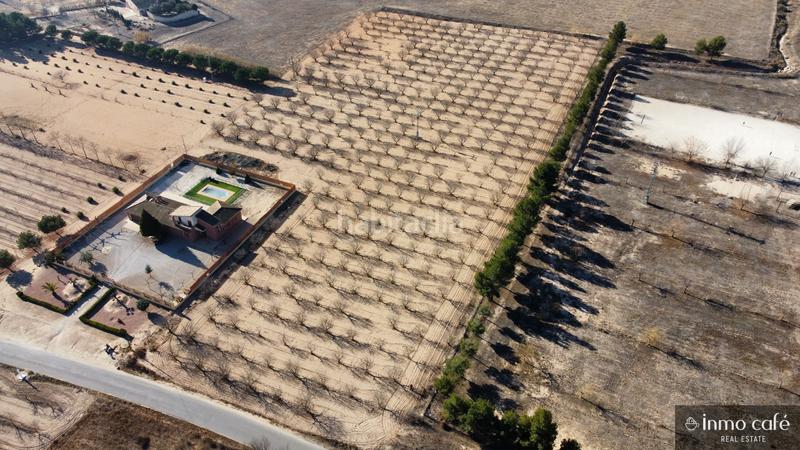 Foto f4c34b0c-2e11-4a32-b1f1-8ea3af7a559b. Finca rústica a Las Virtudes Villena