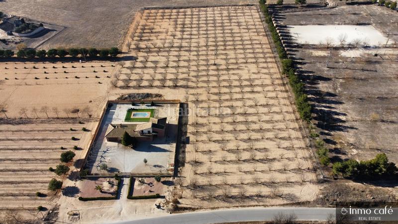 Foto 9de57812-4e1f-424b-bc16-c9a55d490f47. Finca rústica en Las Virtudes Villena