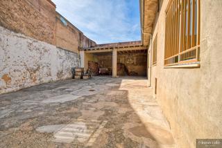 Casa  Carrer pujada al castell