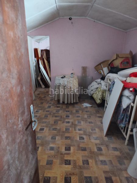 Foto bd2e0017-13fa-48e5-9e6d-e2566e8b8f4b. Edifici a Carreira Ribeira