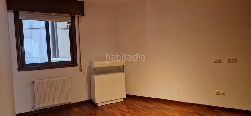 Foto 7945cb2c-356d-4060-9cd4-a0d16dca6a0d. Alquiler piso  en pedralonga-ciudad de las tics semiamueblado, a coruña en Coruña (A)
