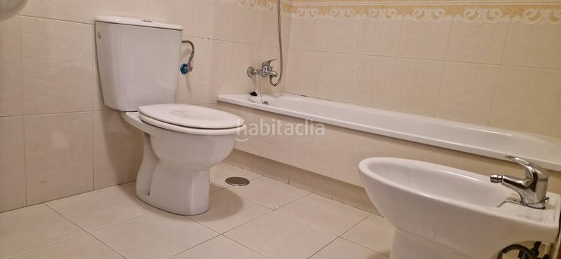 Foto 27ff7c55-d7d6-4242-92e9-6c047f69370d. Location appartement avec chauffage parking dans Eirís Coruña (A)