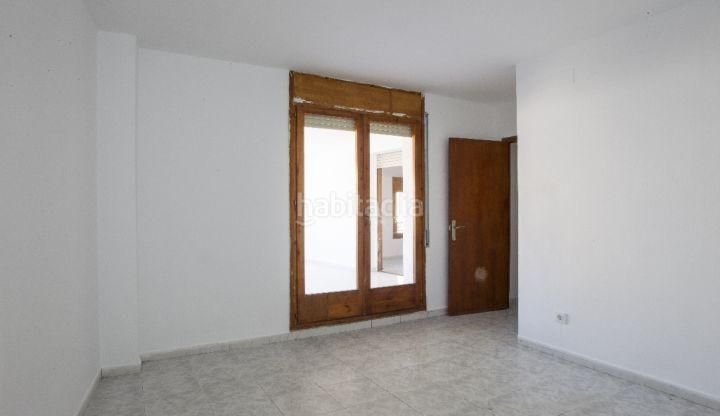 Foto 801888ab-c51d-4329-84f7-881dc952398f. Piso ocupado piso en venta en Valls