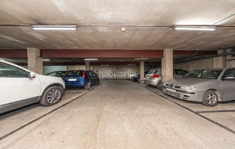 Foto a923a69c-069e-4f6f-85a4-fef7a8d5b073. Aparcament de moto a Príncep de Viana-Clot-Xalets Humbert Torres Lleida