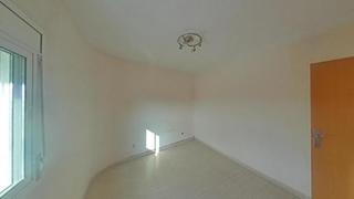 Appartement à El Castell de Cubelles. Piso en venta en calle juan xxiii de cubelles  barcelona ocupado