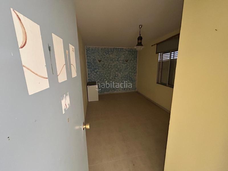 Foto 2e0accad-8787-4986-ab39-0eb686104267. Edificio obra parada en venta en seros en Seròs