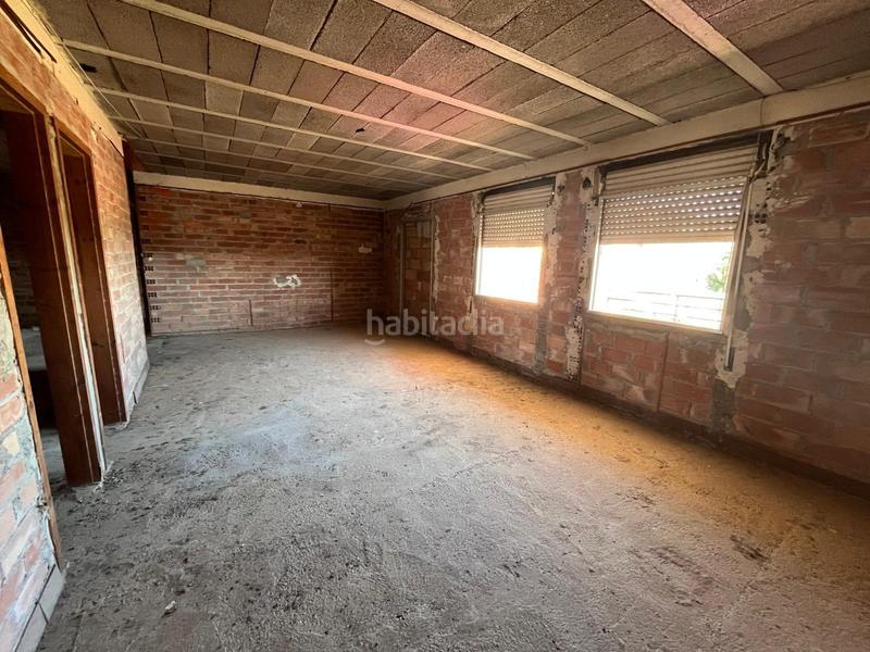 Foto 3139ca1c-d482-476e-b1e5-0ae2adaf55e9. Edificio obra parada en venta en seros en Seròs