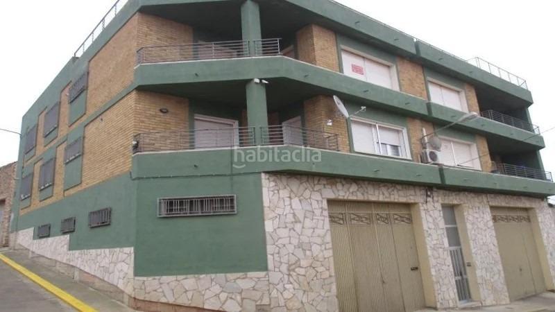 Foto ad7a74b1-45a3-4285-ad08-71f09c90a280. Edificio obra parada en venta en seros en Seròs