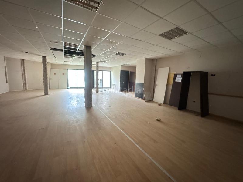 Foto 64a5e61b-4cff-40c1-8b13-e57550a71703. Local comercial a Nou Eixample Sud Tarragona