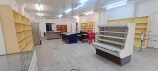 Lloguer Local Comercial a Tàrrega. Se alquila local comercial en pleno centro de tárrega