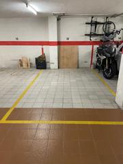 Location Parking voiture à Tàrrega. Se alquila plaza de garaje  céntrica en tàrrega