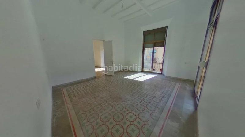 Foto 97b0888d-7047-40e2-b223-2c439eff47fb. Piso  en venta en calle reial, centro en Barris Marítims Tarragona