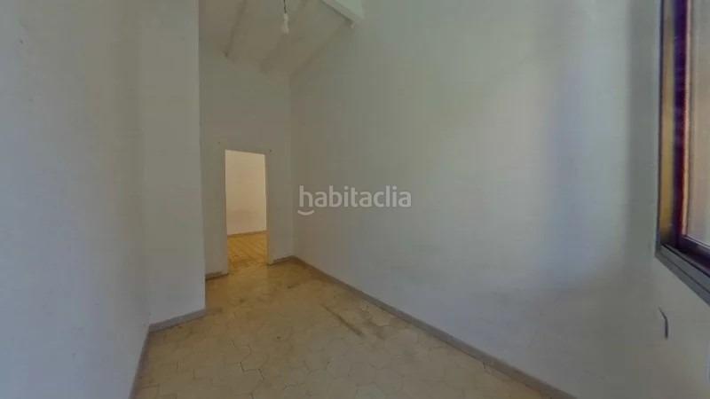 Foto c89f1882-0bd0-455d-a000-57f5ed3c081d. Piso  en venta en calle reial, centro en Barris Marítims Tarragona