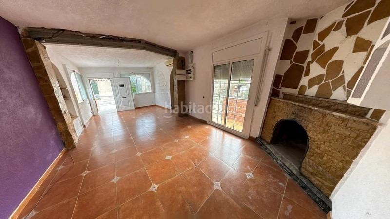 Foto a4d3300f-aefb-420c-b5e4-b00f5c804fac. Chalet con piscina in Bisbal del Penedès (La)