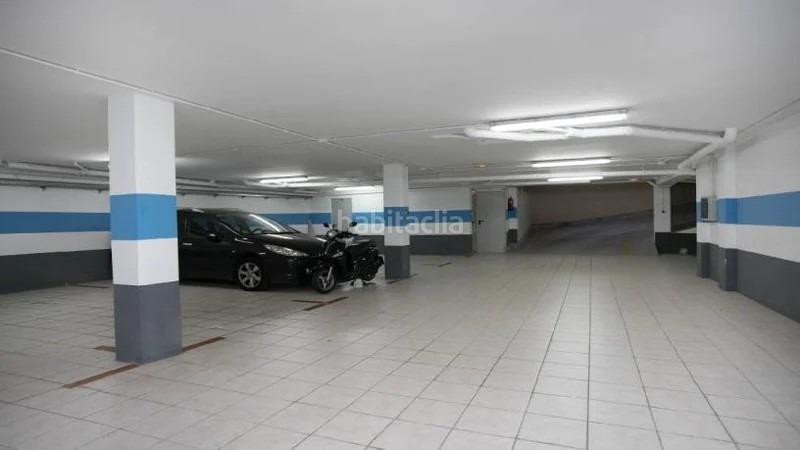 Foto eba16619-c129-408f-a017-4ac906bd17d8. Aparcament cotxe a Coma-ruga platja Coma-ruga