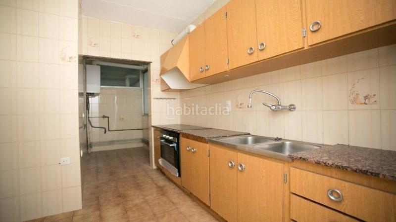 Foto 2a711a45-e17b-4541-96a0-40022057e59c. Piso alquilado piso en venta en paseo de ronda en Lleida