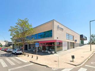 Local Comercial a Cappont. Alquilado. local en venta en la zona de cappont de lleida.