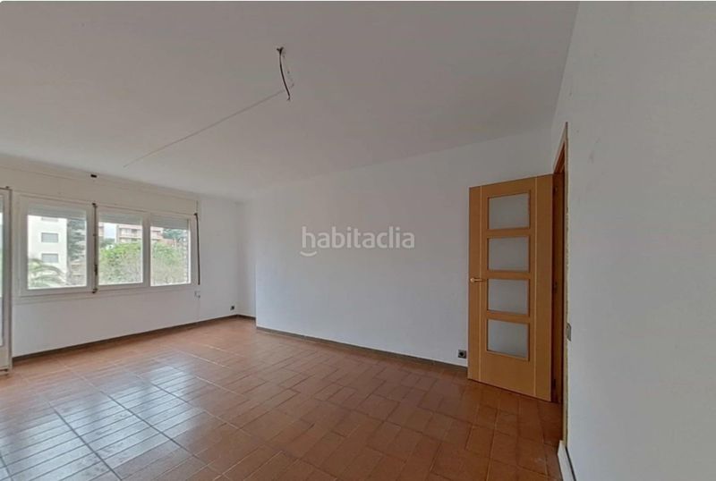 Foto a9e77ada-4e01-463f-8be6-f95336eec67d. Pis a Barri Marítim Torredembarra