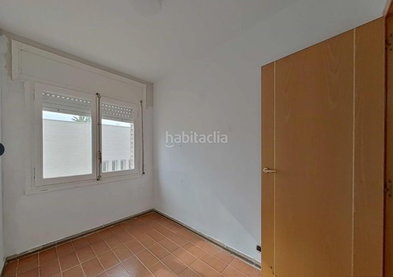 Foto cc8c8a24-3b21-4c53-bba7-4877be36ec3f. Pis a Barri Marítim Torredembarra