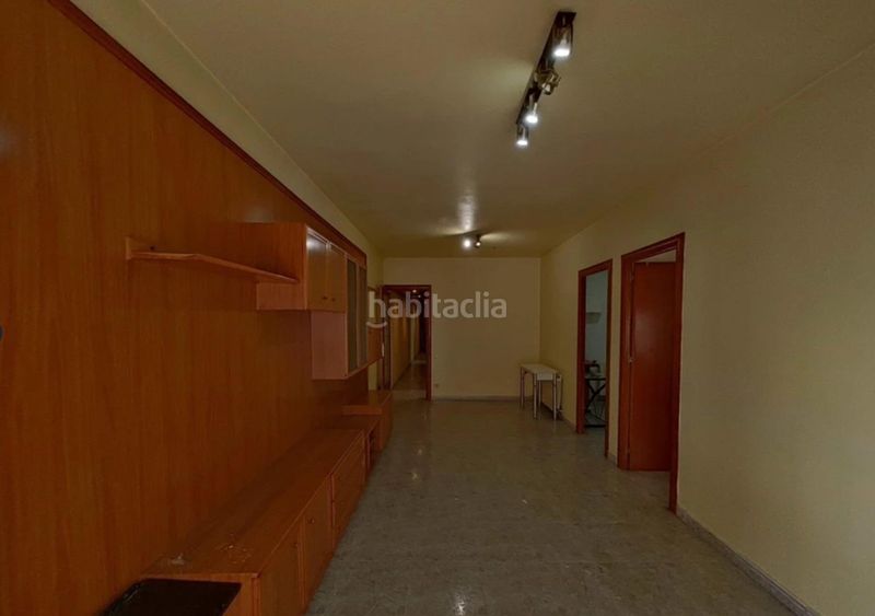 Foto ef65ce41-bce2-47dd-a0d8-6fe9d2d330d6. Pis a Gorg Badalona