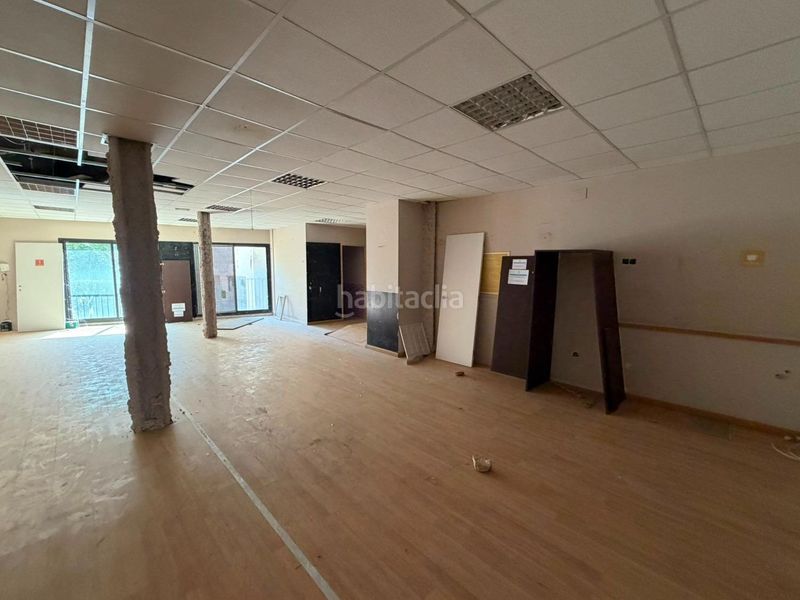 Foto 1c780e20-f4c7-4ed5-8b2d-41b1419a8508. Local comercial a Nou Eixample Sud Tarragona