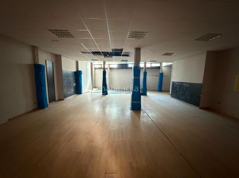 Foto f520ade3-dfd5-4eb3-ba10-7fe7559f56ad. Local comercial a Nou Eixample Sud Tarragona