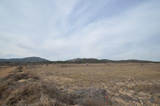 Terreny residencial a Monòver. Amplia parcela de 23.160 m en venta, que ofrece excelentes vista