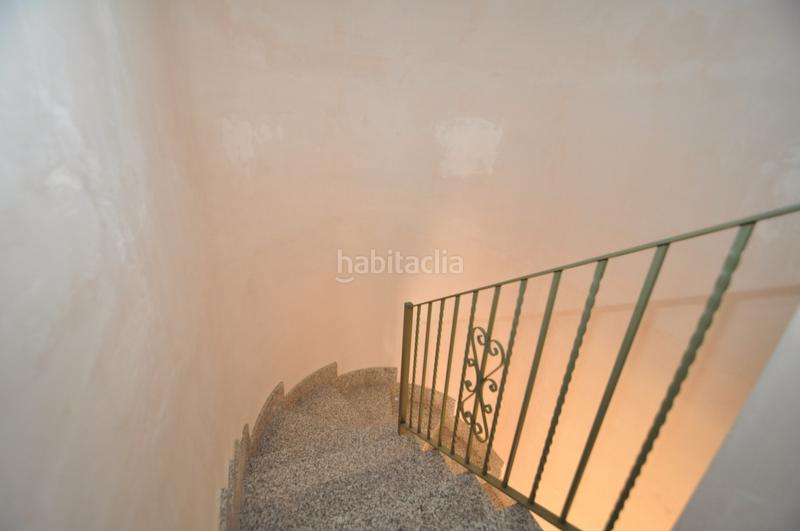 Foto be9c5194-f787-45a2-bc42-07e279db4ec5. Masía casa de pueblo a estrenar , a 5 minutos andando al centro y ayuntamiento. las vistas son sobre las montañas. amplio espacio en Ibi