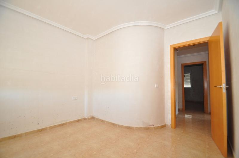Foto f13cdf5a-9102-49b4-87a4-c98b2a15def3. Masía casa de pueblo a estrenar , a 5 minutos andando al centro y ayuntamiento. las vistas son sobre las montañas. amplio espacio en Ibi