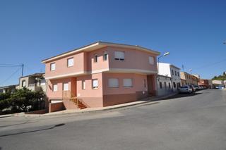 Masia en Ibi. Nueva casa adosada en ibi, a 5 minutos a pie del centro y townha