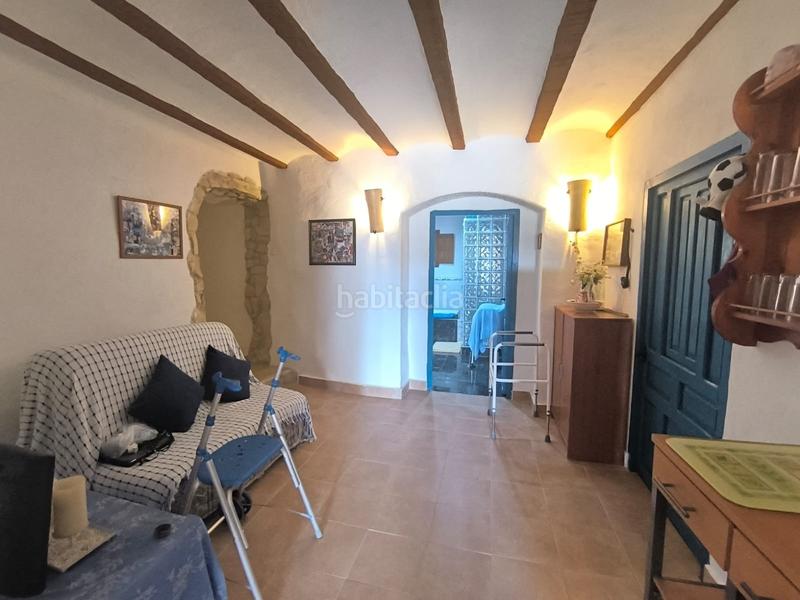 Foto 44182a9b-0c28-48d2-96b0-74d034315e9a. Casa esta espaciosa villa de 4 dormitorios y 2 baños en chinorlet ofrece una excelente combinación de reformas completas y espacio para en Monòver