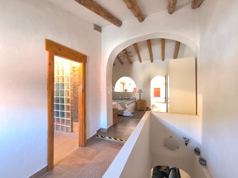 Foto e5611ece-efc1-4654-8a7b-2d295884cce6. Casa esta espaciosa villa de 4 dormitorios y 2 baños en chinorlet ofrece una excelente combinación de reformas completas y espacio para en Monòver
