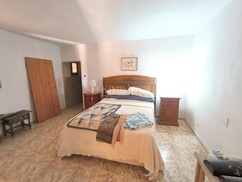 Foto fd7ba78d-5d5f-4a0b-81b0-25aeafd6bac1. Casa esta espaciosa villa de 4 dormitorios y 2 baños en chinorlet ofrece una excelente combinación de reformas completas y espacio para en Monòver