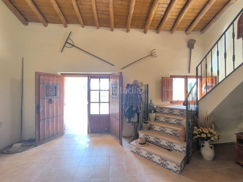 Foto ffb060d7-67fa-481c-92bc-1664fd1cd033. Casa esta espaciosa villa de 4 dormitorios y 2 baños en chinorlet ofrece una excelente combinación de reformas completas y espacio para en Monòver