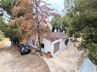 Masia a Las Virtudes. Encantadora casa de campo ubicada en el límite de los municipios