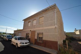Casa a Jumilla. Bienvenido a esta impresionante casa de campo ubicada en una peq