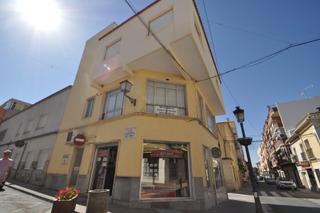 Mas à Pinoso. ¡gran oportunidad! apartamento completo de 3 pisos, sótano y s