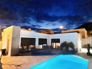 Casa a Fortuna. Descubra el encanto de esta villa bellamente diseñada, idealment