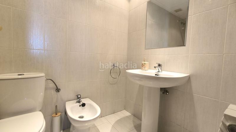 Foto 1d0e548a-d5b0-4a41-a2df-e4452c356f78. Piso bonito piso de 93m construidos en lakua. en Lakua-Bizkarra Vitoria - Gasteiz