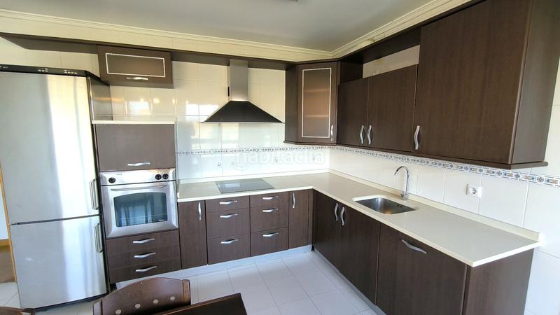 Foto 538a3cd1-8e6b-4124-87e5-3ad9c2411fd8. Piso bonito piso de 93m construidos en lakua. en Lakua-Bizkarra Vitoria - Gasteiz