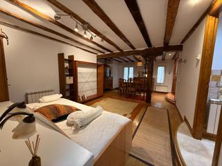 Appartement  Pintoreria. Bonito piso de 55m construidos en el casco medieval.
