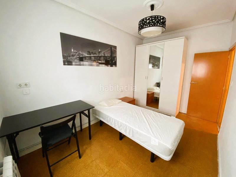 Foto f8c530ae-f7fd-4a06-94b7-b1b256a190e6. Piso bonito piso de 69m construidos en adurza. en Vitoria - Gasteiz