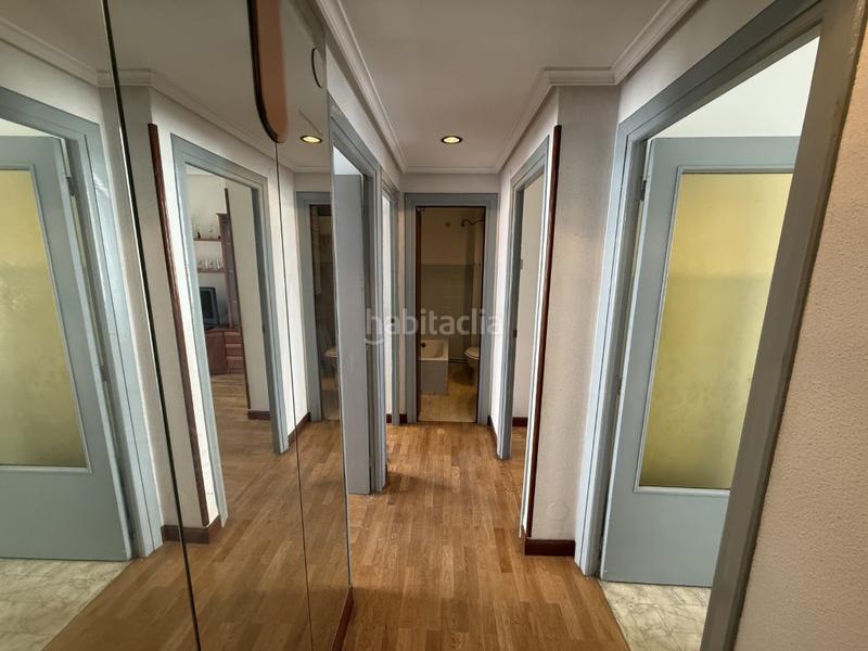 Foto 4c336232-7e84-4dcb-987b-d925cf1c8f93. Appartamento in El Pilar Vitoria - Gasteiz