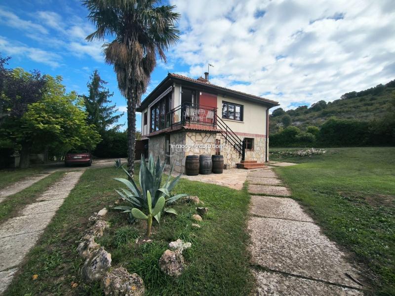 Foto 60e639d1-14f9-47ab-a218-340a241613a5. Casa con parcheggio in Labastida