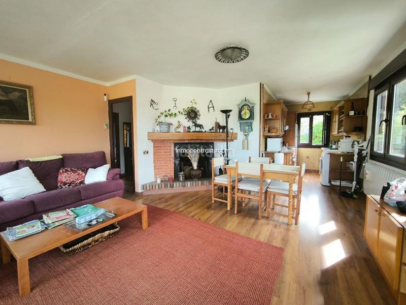 Foto b295a864-fded-4587-ae59-9afd6a5ecdf0. Casa con parcheggio in Labastida